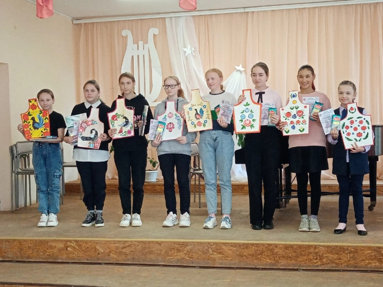 28 сентября в детской школе искусств состоялась олимпиада по изобразительному искусству "Волшебная палитра"..