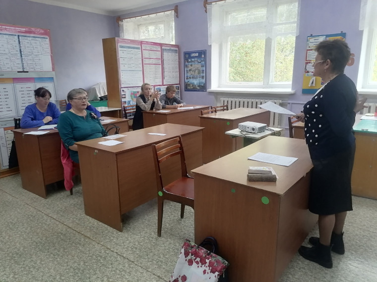 19 сентября в Верх-Унинской школе провели родительское собрание.